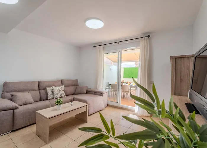 Obsidian Peridotita Tatil Evi