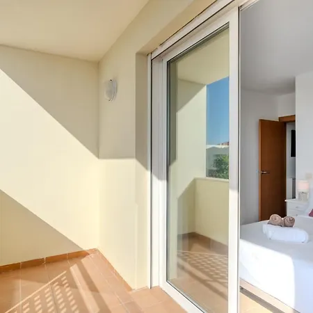 Obsidian Peridotita Сasa de vacaciones Costa Adeje (Tenerife)